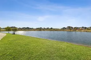 513 Hummingbird Dr, Celina, TX 75009 - Photo 37