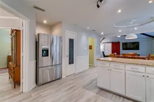 2534 Briardale Dr, Carrollton, TX 75006 - Photo 11