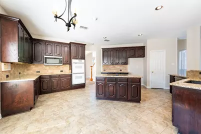 1054 Courtney Circle, Rockwall, TX 75087 - Photo 11