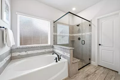 300 Ben Thomas Street, Burleson, TX 76028 - Photo 25