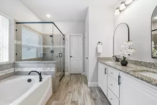 300 Ben Thomas St, Burleson, TX 76028 - Photo 23