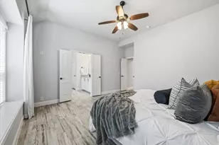 300 Ben Thomas St, Burleson, TX 76028 - Photo 21