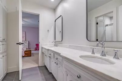 16310 Arbor Downs Drive, Dallas, TX 75248 - Photo 23