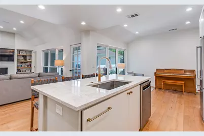 16310 Arbor Downs Drive, Dallas, TX 75248 - Photo 5