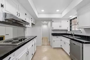 3405 Hacienda Cir, Irving, TX 75062 - Photo 7