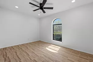 3405 Hacienda Cir, Irving, TX 75062 - Photo 19