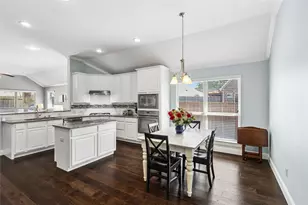 10400 Jackson Hole Ln, McKinney, TX 75072 - Photo 11