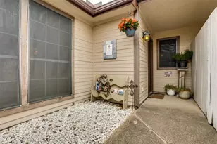 1106 Woburn Dr, Garland, TX 75043 - Photo 3