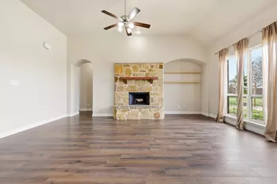 105 Devonshire Drive, Waxahachie, TX 75167 - Photo 7