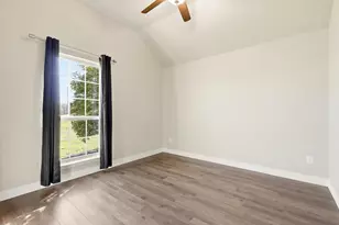 105 Devonshire Dr, Waxahachie, TX 75167 - Photo 19