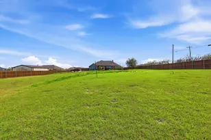 105 Devonshire Dr, Waxahachie, TX 75167 - Photo 29