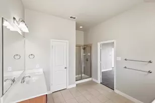 105 Devonshire Dr, Waxahachie, TX 75167 - Photo 13
