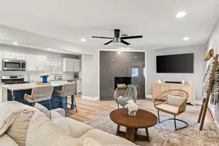 10647 Chesterton Dr, Dallas, TX 75238 - Photo 13