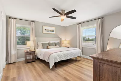 10647 Chesterton Drive, Dallas, TX 75238 - Photo 23