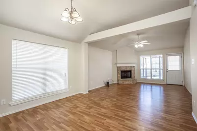 3411 Austin Street, Gainesville, TX 76240 - Photo 5