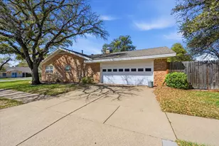 3311 Peachtree Ln, Pantego, TX 76013 - Photo 3