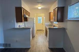 500 Renee Dr, Irving, TX 75061 - Photo 9