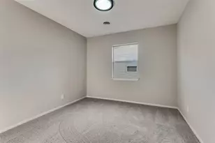 2320 Muret St, Irving, TX 75062 - Photo 9