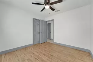 6800 Eagle Rock Dr, Fort Worth, TX 76133 - Photo 15