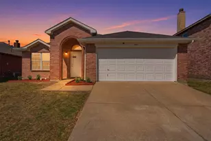 1941 Tawakani Ln, Little Elm, TX 75068 - Photo 3