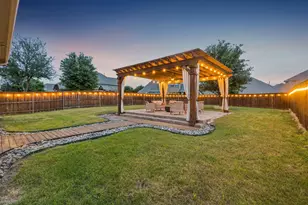 1119 Rolling Thunder Rd, Frisco, TX 75036 - Photo 33