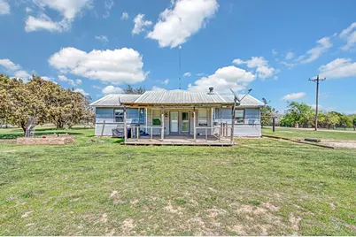 105 County Road 3590, China Spring, TX 76633 - Photo 1