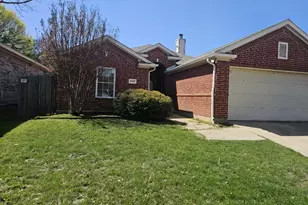 2947 Appaloosa Dr, Dallas, TX 75237 - Photo 1