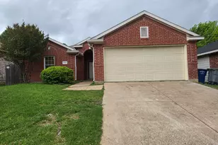 2947 Appaloosa Dr, Dallas, TX 75237 - Photo 1