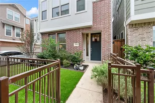 2751 Flowering Peach Ln, Dallas, TX 75212 - Photo 1