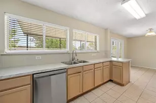 6632 Canyon Oak Dr, Fort Worth, TX 76112 - Photo 7