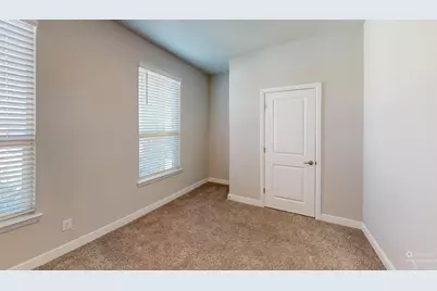 225 Drumcliffe Drive, Fort Worth, TX 76052 - Photo 13