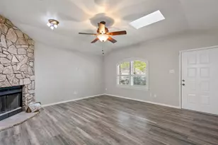 1010 Blue Jay Dr, Mansfield, TX 76063 - Photo 3