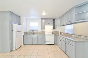 1120 Holt Ave, Waco, TX 76706 - Photo 9