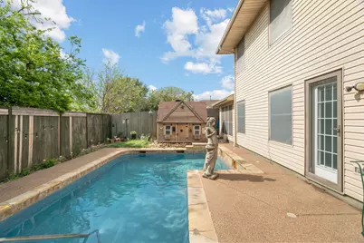 1017 Grand Central Parkway, Saginaw, TX 76131 - Photo 25