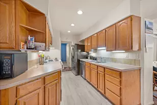 1624 River Oaks Dr, Irving, TX 75060 - Photo 7