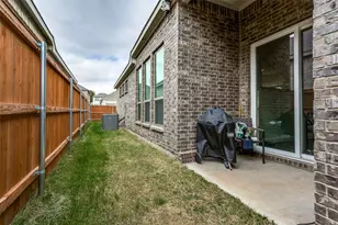 1505 Broadview Dr, Garland, TX 75042 - Photo 27