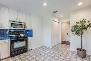 6032 Worth St, Dallas, TX 75214 - Photo 15