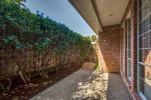 4605 Saxon Dr, Plano, TX 75093 - Photo 29