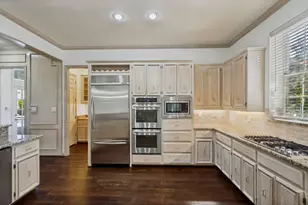 4605 Saxon Dr, Plano, TX 75093 - Photo 15