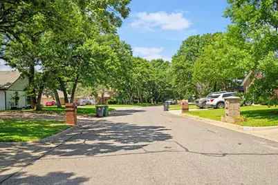 3921 Wentworth Drive, Arlington, TX 76001 - Photo 21