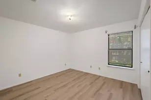 3921 Wentworth Dr, Arlington, TX 76001 - Photo 17