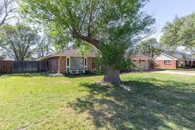 2102 Woodridge Drive, Abilene, TX 79605 - Photo 3