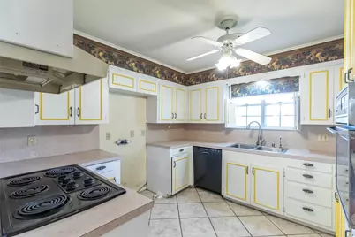 2102 Woodridge Drive, Abilene, TX 79605 - Photo 27