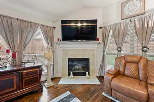 1000 Longhorn Drive, Aubrey, TX 76227 - Photo 15