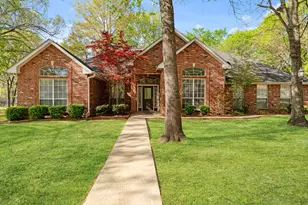 231 Oak Hill, Powderly, TX 75473 - Photo 1