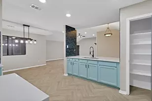 6624 Mattney Dr, Dallas, TX 75237 - Photo 13