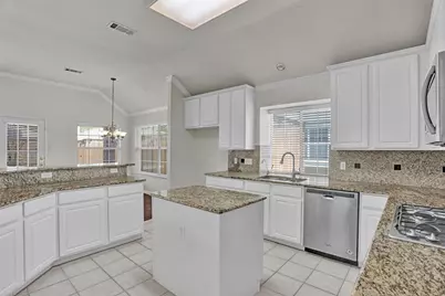 10114 Cecile Drive, Frisco, TX 75035 - Photo 5