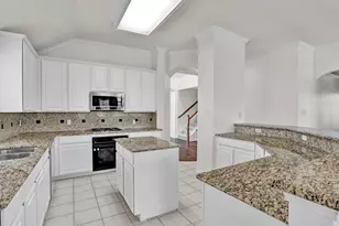 10114 Cecile Dr, Frisco, TX 75035 - Photo 5