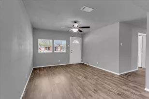 606 S Contemporary Dr, Sherman, TX 75092 - Photo 13