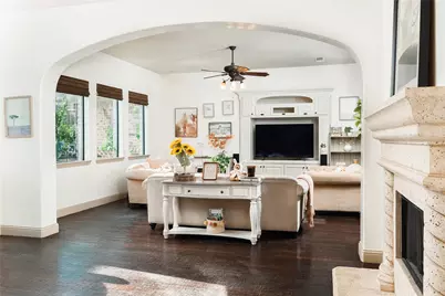 6527 Barcelona, Irving, TX 75039 - Photo 9